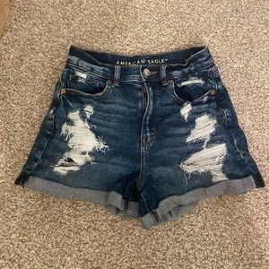 american eagle dark wash ripped mom shorts size 0